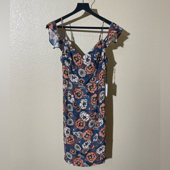 Sold  - Picture 2 of 7